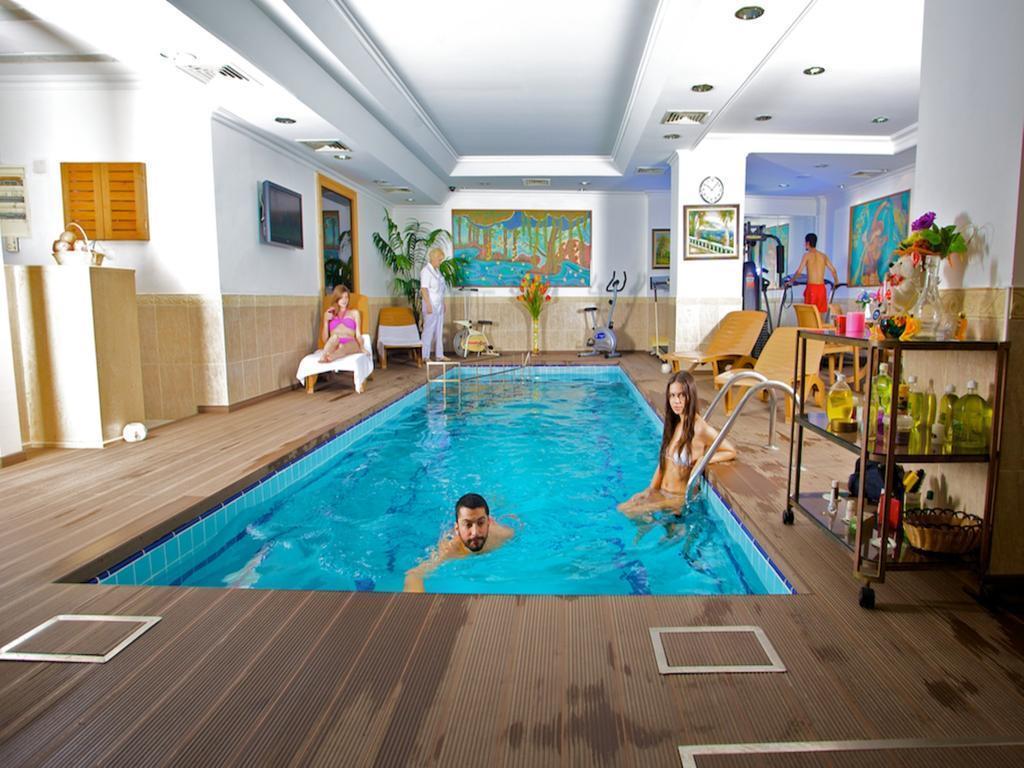 Grand Hilarium Hotel Истанбул Екстериор снимка