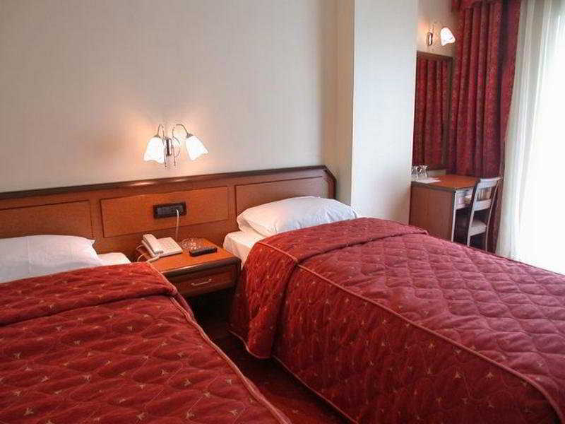 Grand Hilarium Hotel Истанбул Екстериор снимка