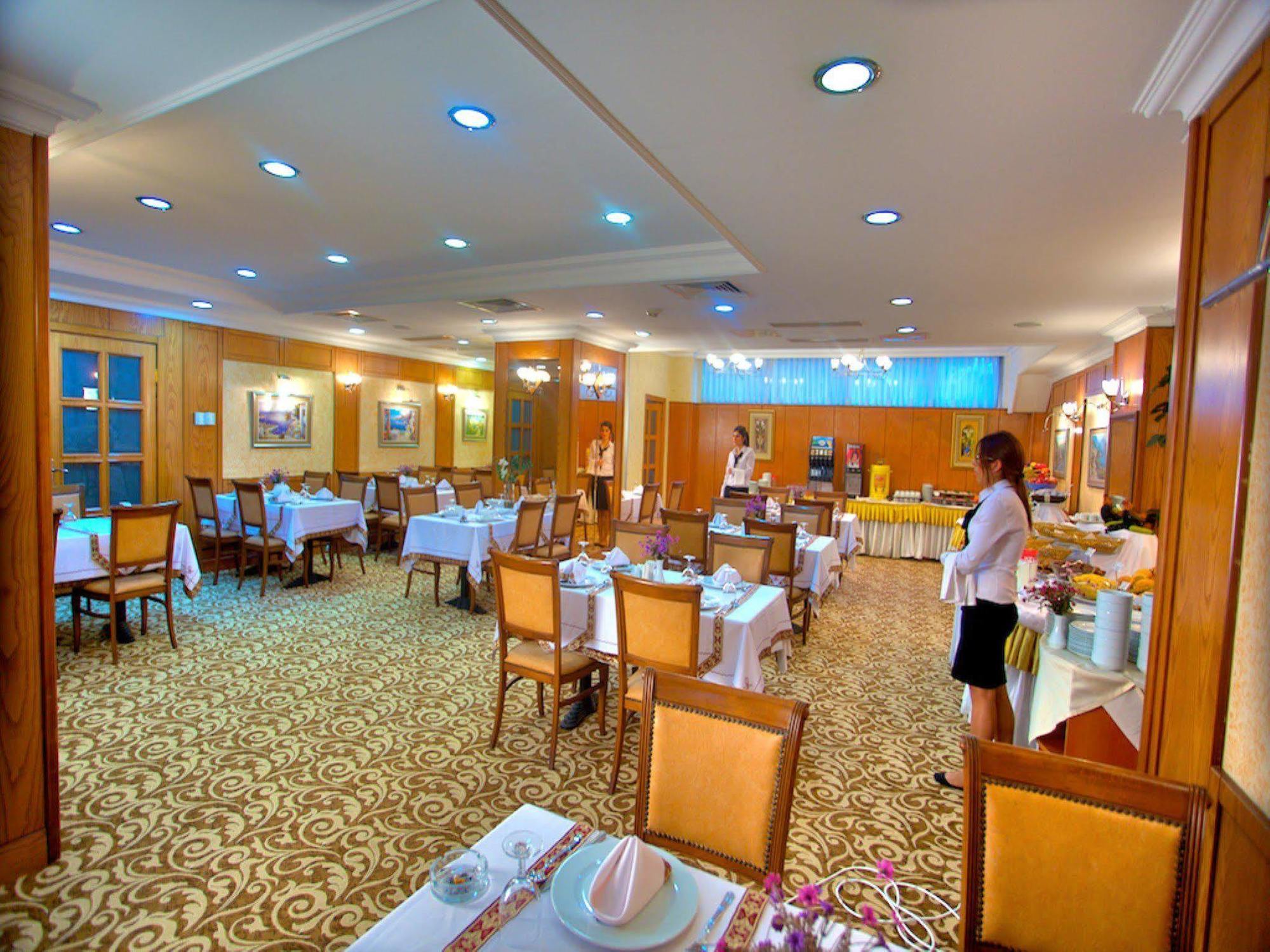 Grand Hilarium Hotel Истанбул Екстериор снимка